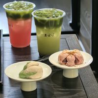湖田窑青白瓷高足茶点盘，好用以外摆拍起来也很有仪式感！