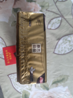清风金装抽纸：把“纸界软黄金”囤满家，再也不怕“擦嘴掉渣”！