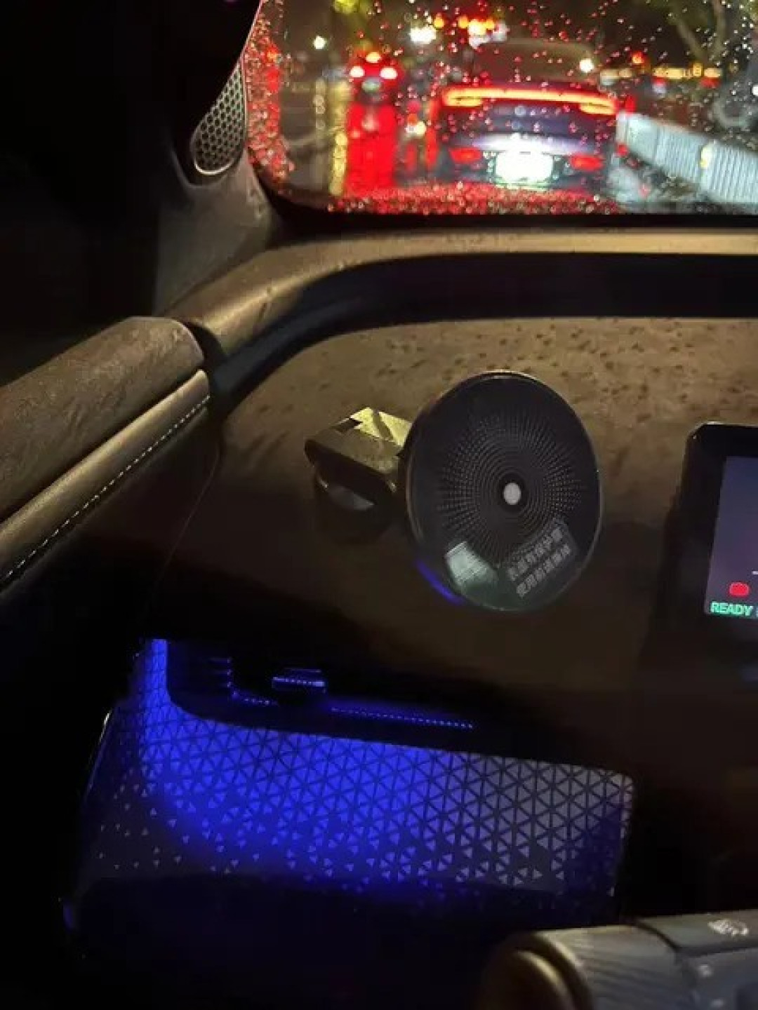 铂智3X实用配件分享：提升出行舒适与保护