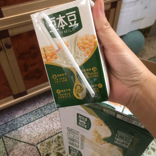 一年四季都离不开的豆香治愈——豆本豆唯甄豆奶