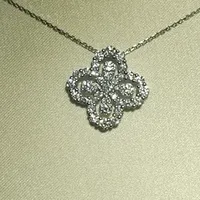 穿搭党沦陷！这抹颈间幸运色适配所有风格​