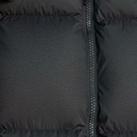 长款羽绒服：冬日保暖首选