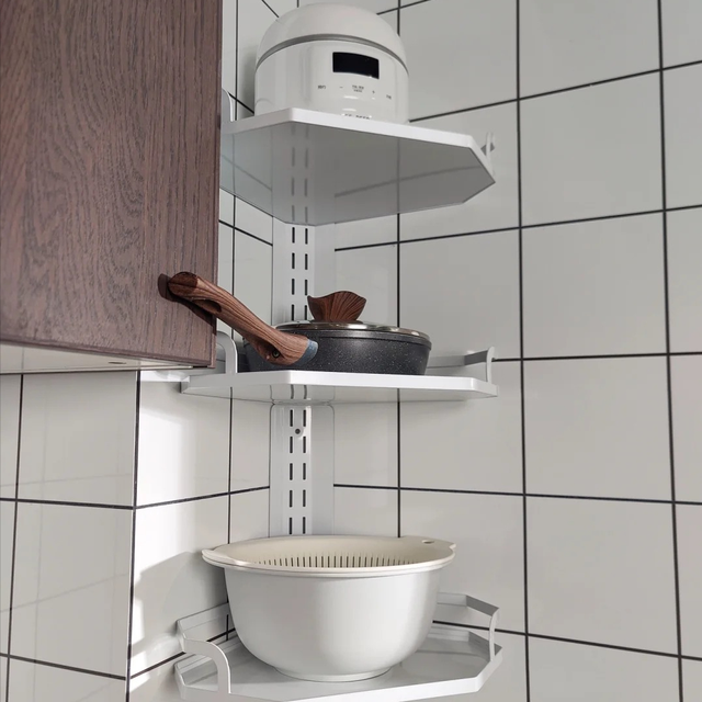 媳妇太厉害了，这么小的缝隙都能收纳，空间被极致利用，整整齐齐