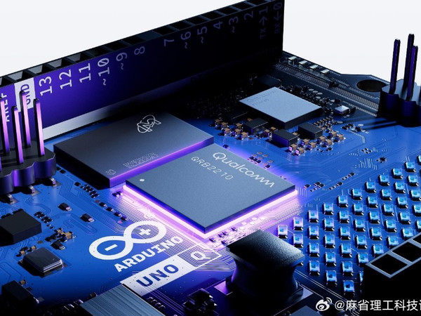 【高通收购Arduino并发布44美元Uno Q，边缘AI时代的开源硬件迎来转折点】当地时间 10 月 7 日，美国芯片制造商#高通# 公司（Qualcomm）宣布收购意大利开源电子平台 Arduin