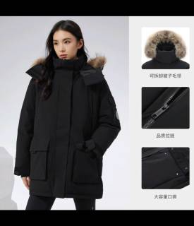 骆驼700蓬羽绒服，户外保暖时尚优选
