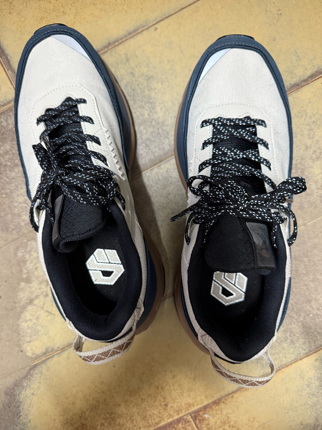 乔丹山神2 LITE，轻盈跑鞋新选择