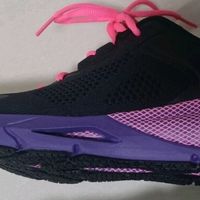 安德玛HOVR Phantom 24/7：舒适缓震