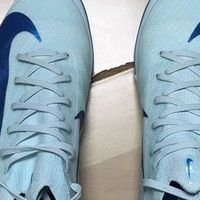 耐克跑步鞋无疑是时尚与性能完美融合的典范