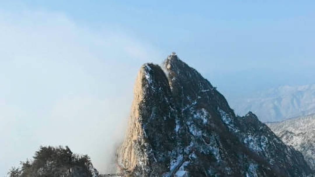 老君山阴阳线震撼奇观：南北气候分界的道法自然