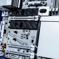 技嘉X870E AORUS PRO X3D ICE冰雕主板：旗舰颜值与性能双重革命