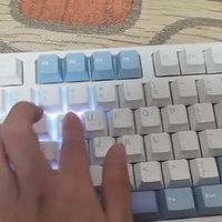 联想极光系列GK10:兼顾电竞与办公的无线三模机械键盘