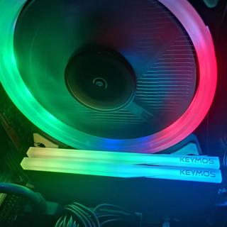 国产内存出狠活！科摩思赤霄白帝 DDR5 6000MHz，海力士加持！
