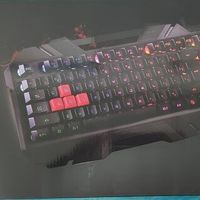 血手幽灵B150N:“梦之光”电竞键盘,操作与颜值的双重狂欢
