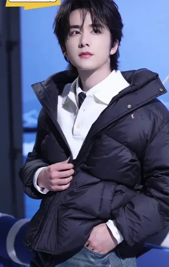 张新成 x @navigare小帆船  这个系列真的很棒。@张新成 这个系列中的精品。[红色心形R][红色心形R][红色心形R] #张新成 #navigare开启新航成
#navigare品牌代言人张