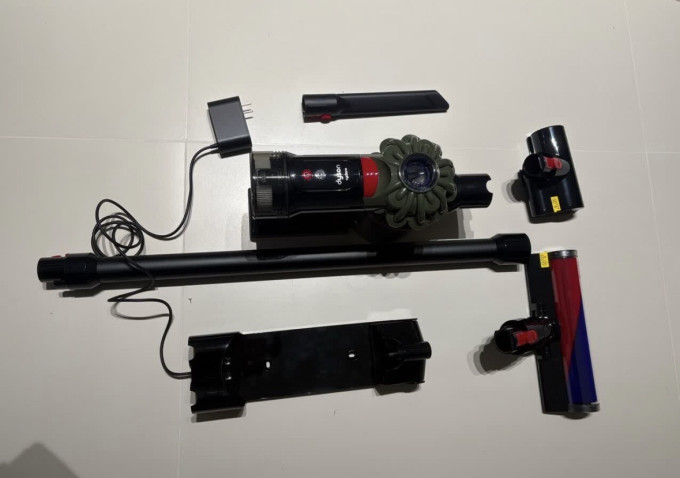 戴森手持式吸尘器