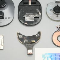 卖300块钱没想到里面就一颗芯片！小米新款30W车载磁吸无线充拆解