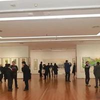 全民收藏浪潮来袭：中端市场崛起与艺术衍生品开辟万亿新蓝海