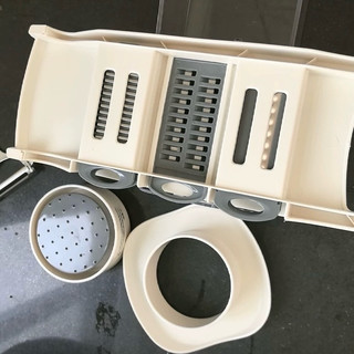 苏泊尔刨丝器：安全高效备餐