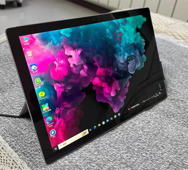 Surface Pro 6是学生性价比之选还是过时陷阱？700+用户观点大碰撞
