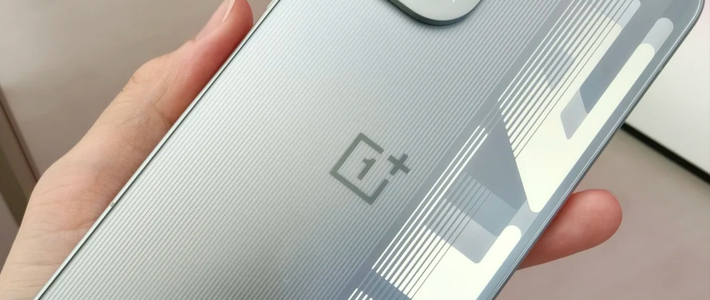 居家好物 篇零:2025年游戏手机选购指南:一加Ace 6值得买吗?