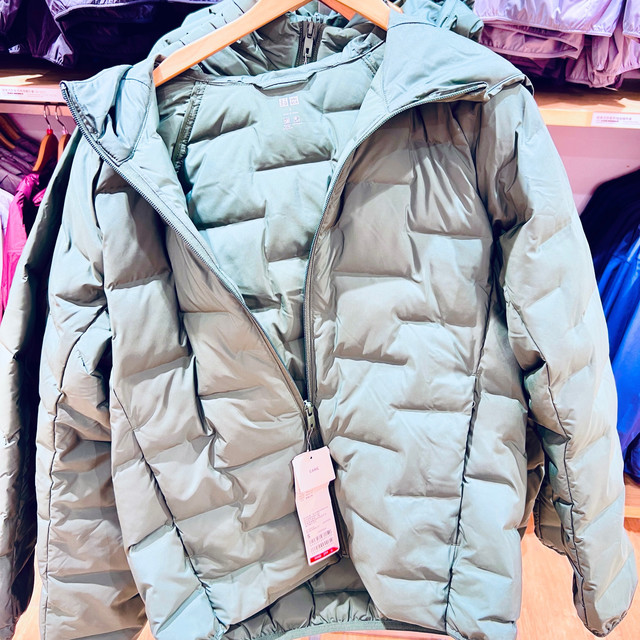 优衣库空气棉服：以科技重构秋冬保暖美学，一件解锁多元场景！