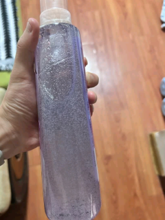 力士葡萄香沐浴露：690g的香氛爽肤盛宴