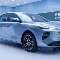 产品频出却难造爆款,荣威新能源的“破局键”究竟藏在哪?