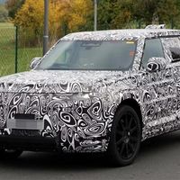 纯电“小卫士”要来了!路虎新成员曝光:硬派造型、800V平台