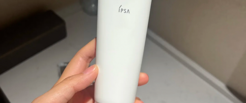 什么牌子的洗面奶好用，女士洗面奶十大排名，人气单品！