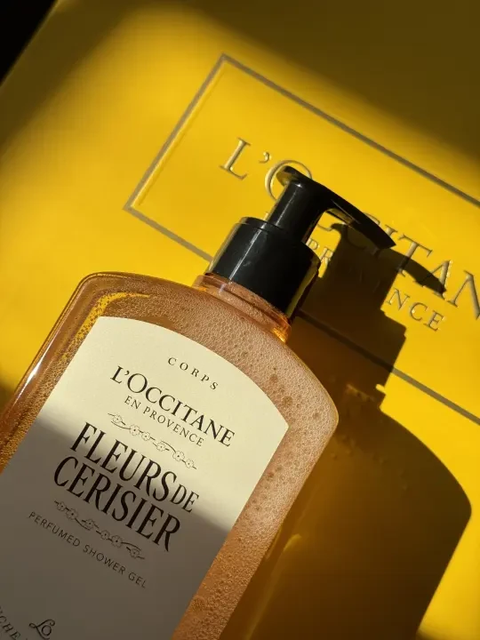 L'Occitane｜沐浴的氛围感是这缕樱花香给的