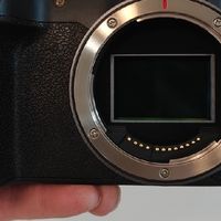 佳能R8让我旅拍直播两不误