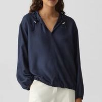 Theory核心单品与色彩逻辑解析