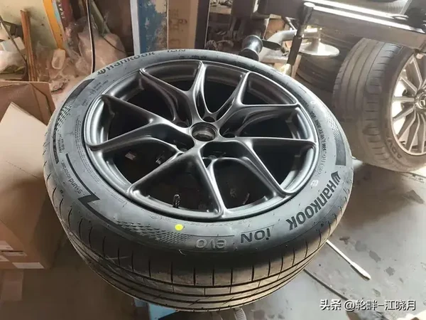 实测对比八大轮胎品牌，我的实测经验分享。