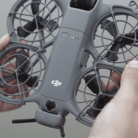 大疆DJI Neo 2值得入手吗？1499元“会飞摄影师”引热议，1000+用户观点大PK