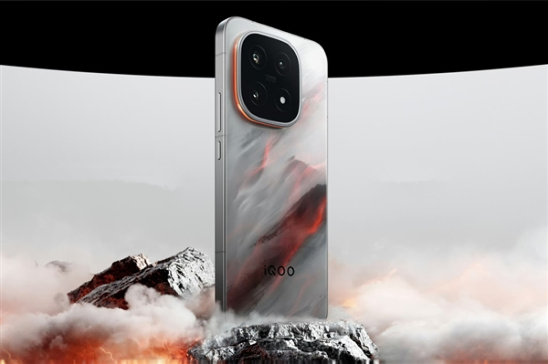 iQOO 15旷野首销:全球首发2K三星珠峰屏 4999元