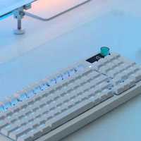 2025年RGB背光游戏键盘推荐:罗技G316X凭什么成为粉紫潮流新宠?