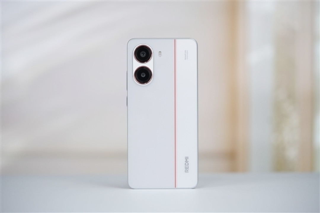 REDMI Turbo 5首发!联发科天玑8500参数出炉:跑分破220万