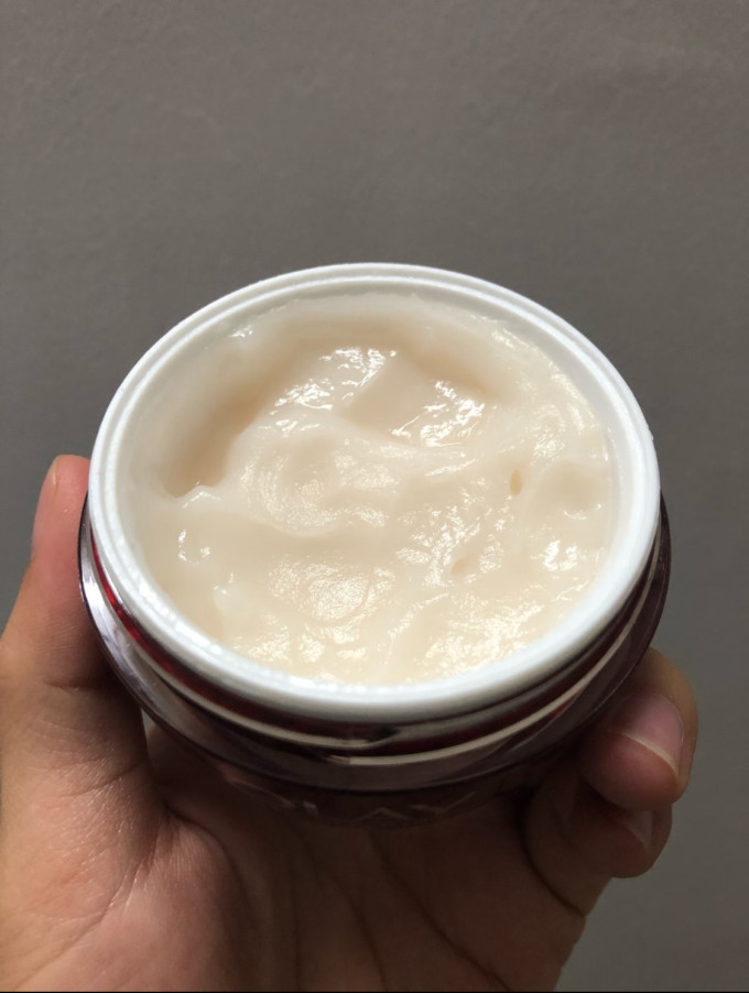 玉兰油面霜