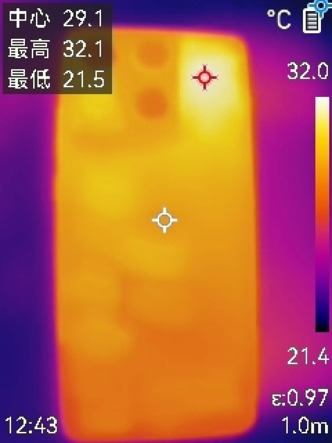 安卓Air首秀! 联想moto X70 Air 评测:159g的极致轻薄
