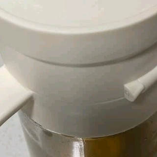健康烹饪神器！小熊定量喷油壶让控油更轻松