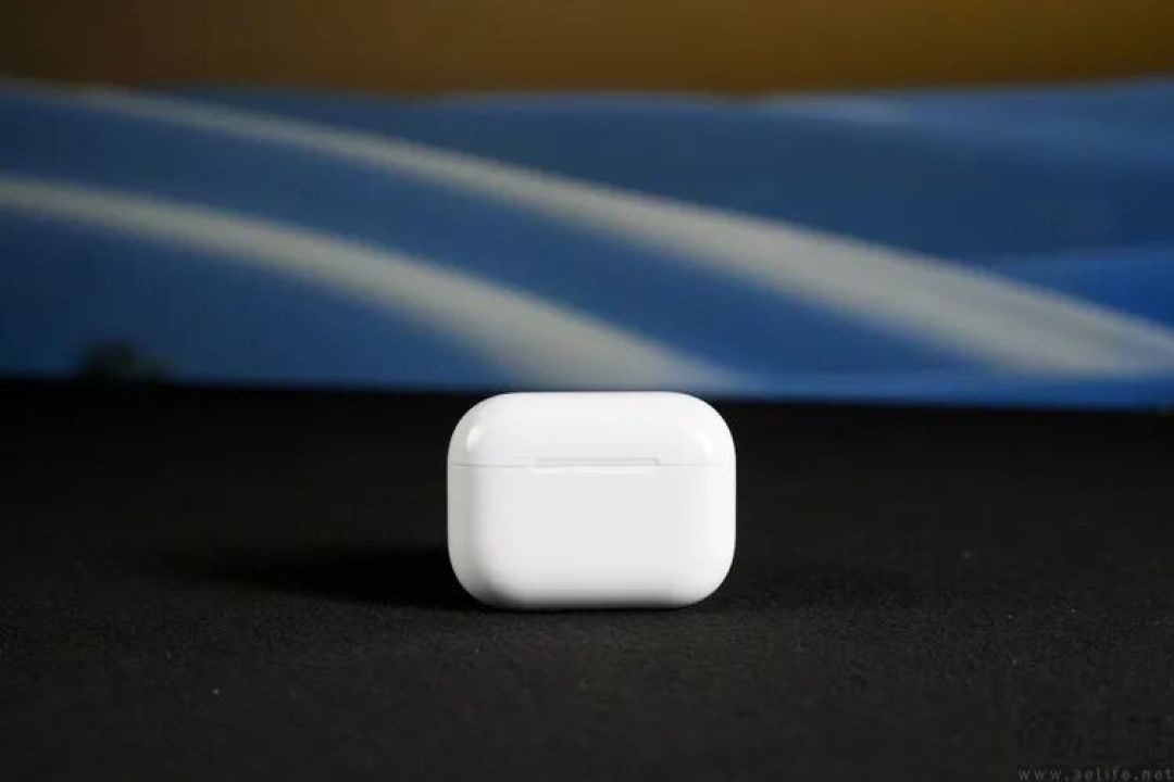 苹果AirPods Pro 3详测:佩戴更稳,降噪依然无敌