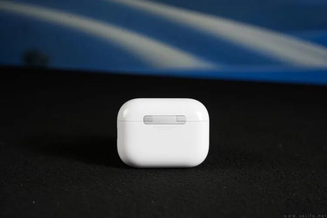 苹果AirPods Pro 3详测:佩戴更稳,降噪依然无敌