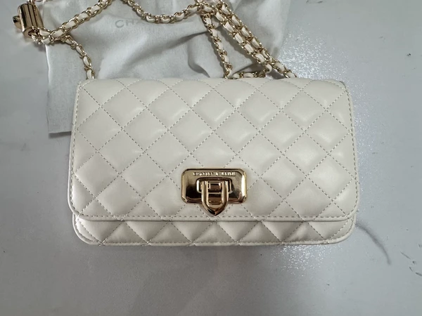 秋日氛围感拉满！CHARLES&KEITH 菱格链条包，百搭又显质感