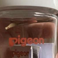 贝亲宽口径玻璃奶瓶，新手爸妈安心之选