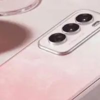 买新手机冲首发：尝鲜诱惑下的理性博弈