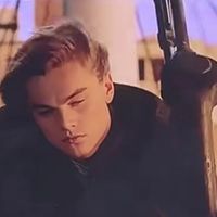 新手机降价周期中的理性博弈:从价格波动到消费心理