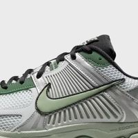 Nike VOMERO 5缓震与设计解析