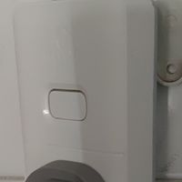 公牛GN-S102D插座：大功率电器的安全伴侣