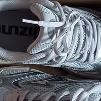 美津浓25新款秋冬鞋兼顾颜值与实用