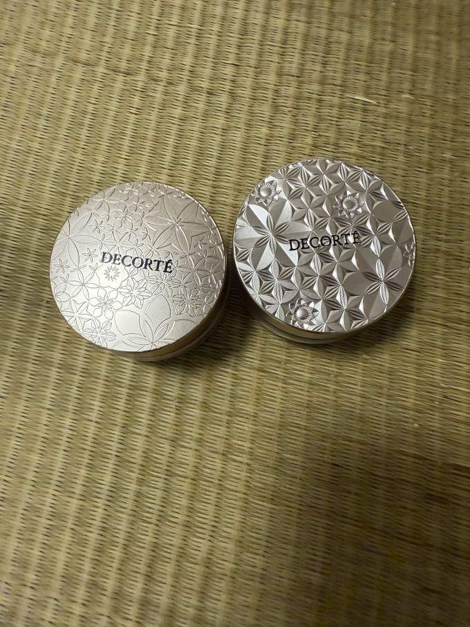 黛珂散粉蜜粉
